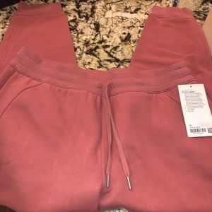“Brier Rose” colored lululemon scuba high rise jogger 28 inch